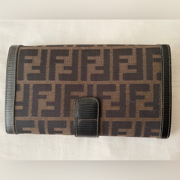 FENDI ZUCCA WALLET FENDI SIGNATURE CANVAS CLUTCH FENDI WRISTLET FENDI BAG - Picture 4 of 17